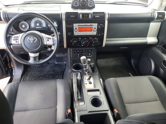 Used 2012 Toyota FJ Cruiser 4WD w/ Upgrade Pkg image 19