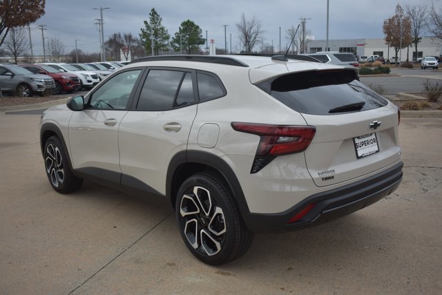 New 2026 Chevrolet Trax RS w/ Sunroof Package image 9