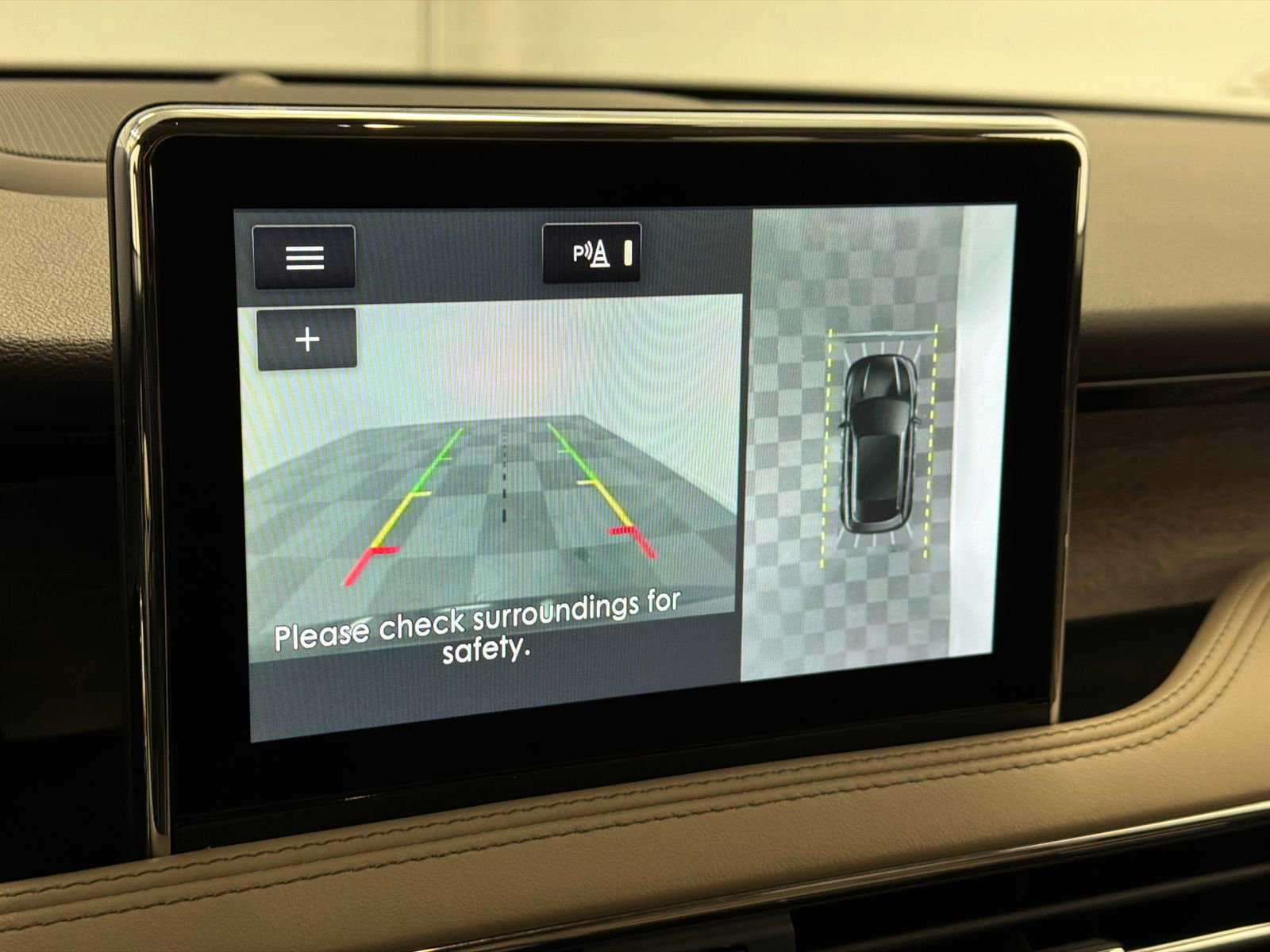 Used 2021 Lincoln Corsair Reserve w/ Equipment Group 201A image 24