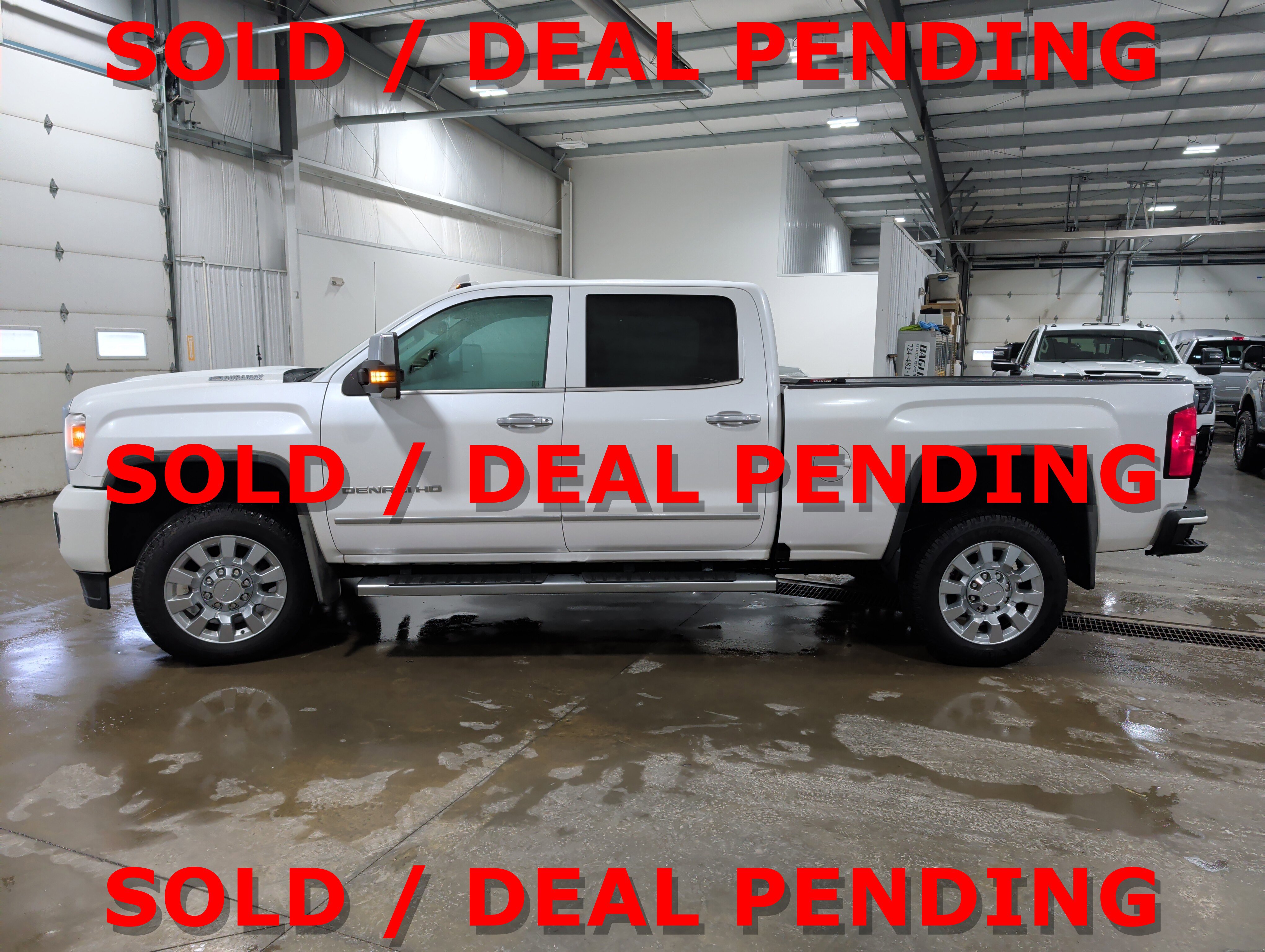 Used 2018 GMC Sierra 2500 Denali w/ Duramax Plus Package image 5