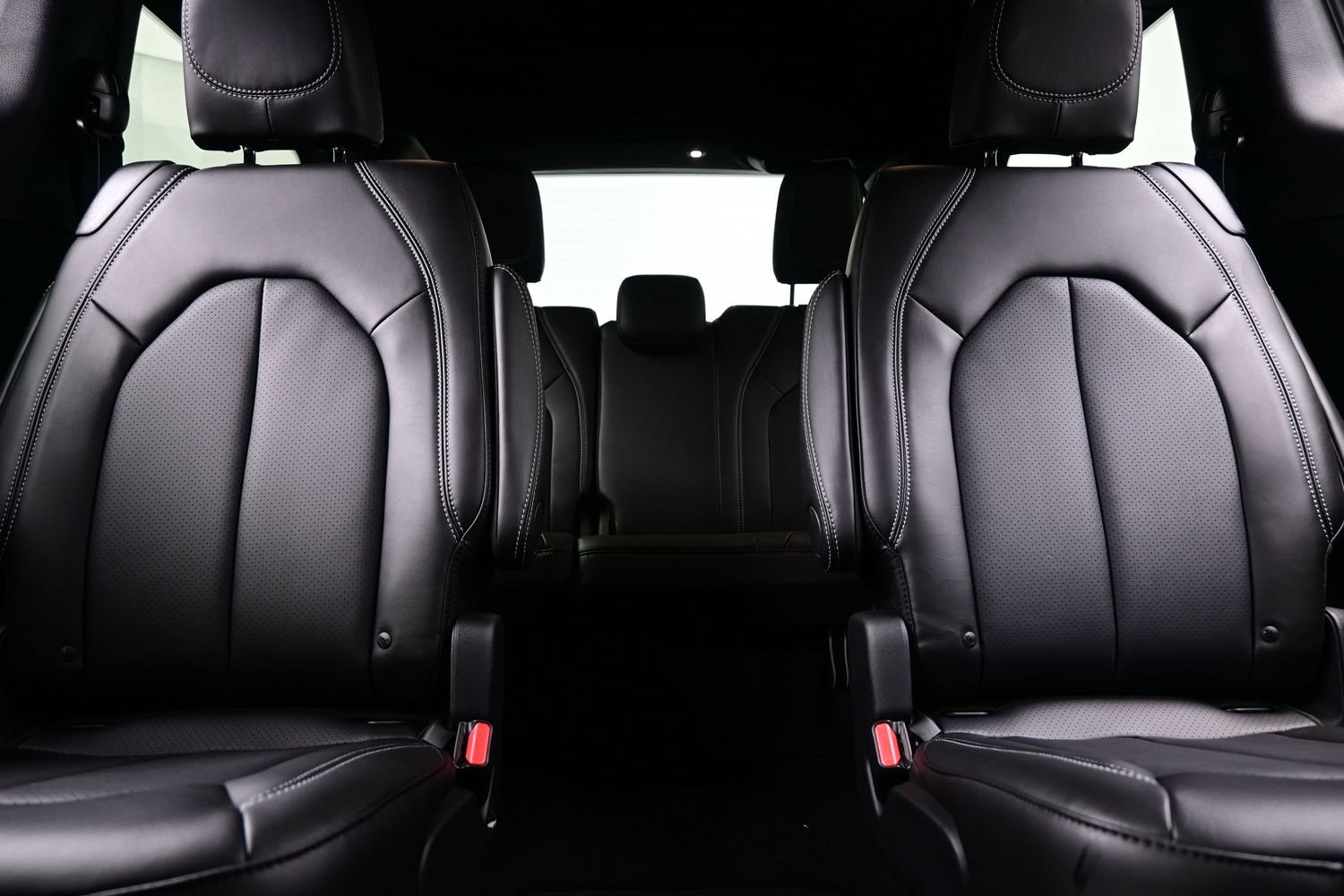 New 2027 Chrysler Pacifica Select AWD/4WD image 13