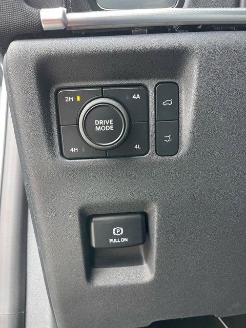 Used 2025 Ford Expedition Platinum w/ Driver's Package image 11