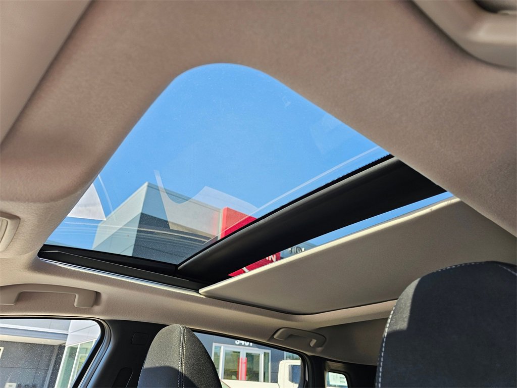 New 2026 Nissan Kicks SV image 8