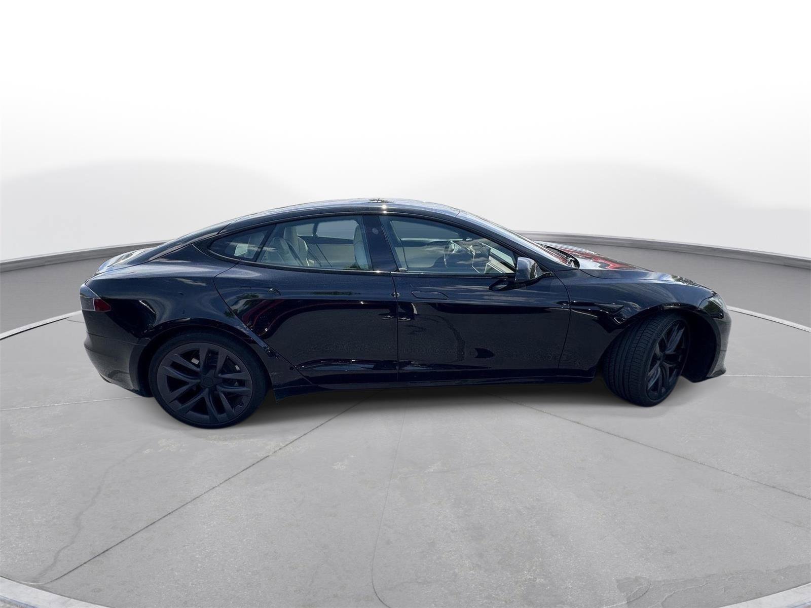 Used 2022 Tesla Model S AWD/4WD image 5