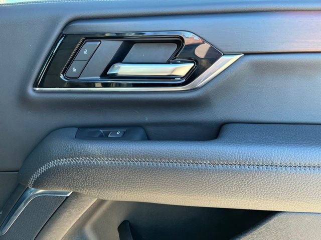 Used 2025 GMC Yukon Denali image 21