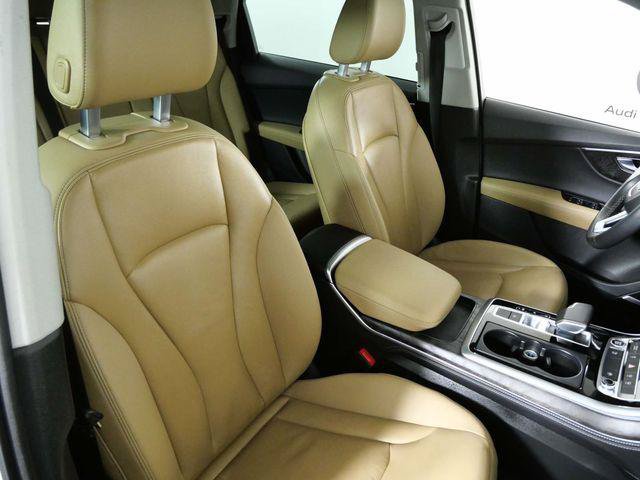 Used 2025 Audi Q7 3.0T Premium Plus AWD/4WD image 12