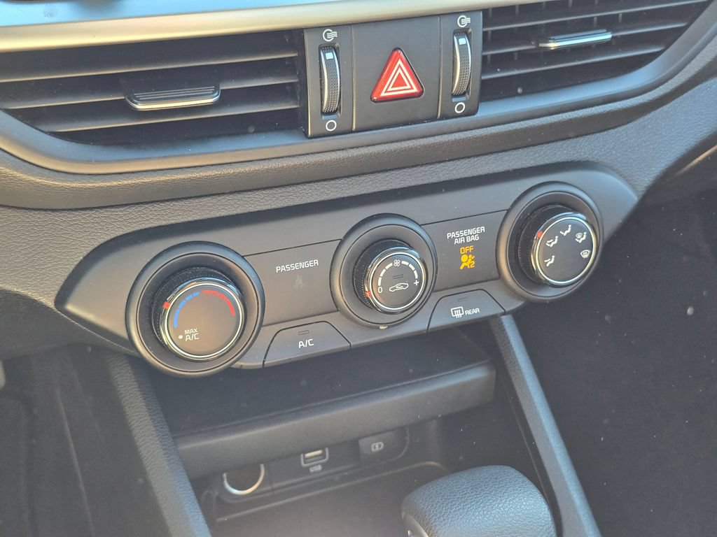 Certified 2024 Kia Forte LXS w/ LXS Technology Package FWD image 28