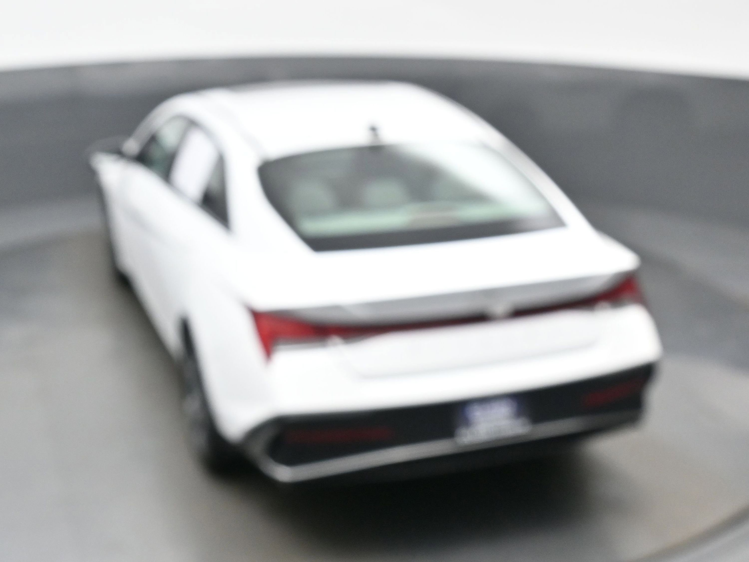 Certified 2025 Hyundai Elantra SEL FWD image 39