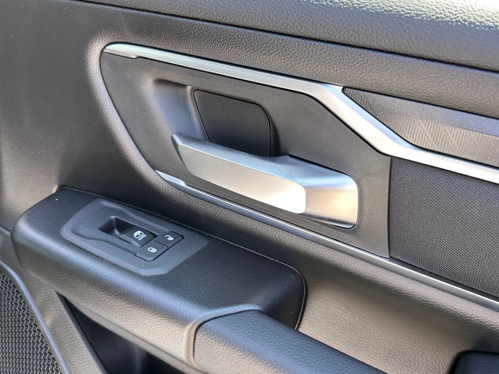 New 2026 RAM 1500 Big Horn AWD/4WD image 13