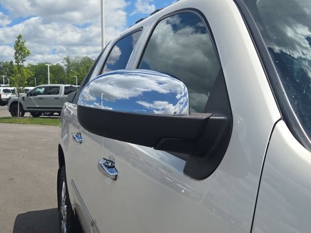 Used 2010 Chevrolet Avalanche LTZ AWD/4WD image 5