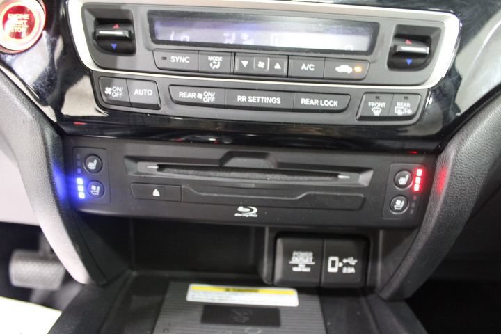 Used 2019 Honda Pilot Elite image 37