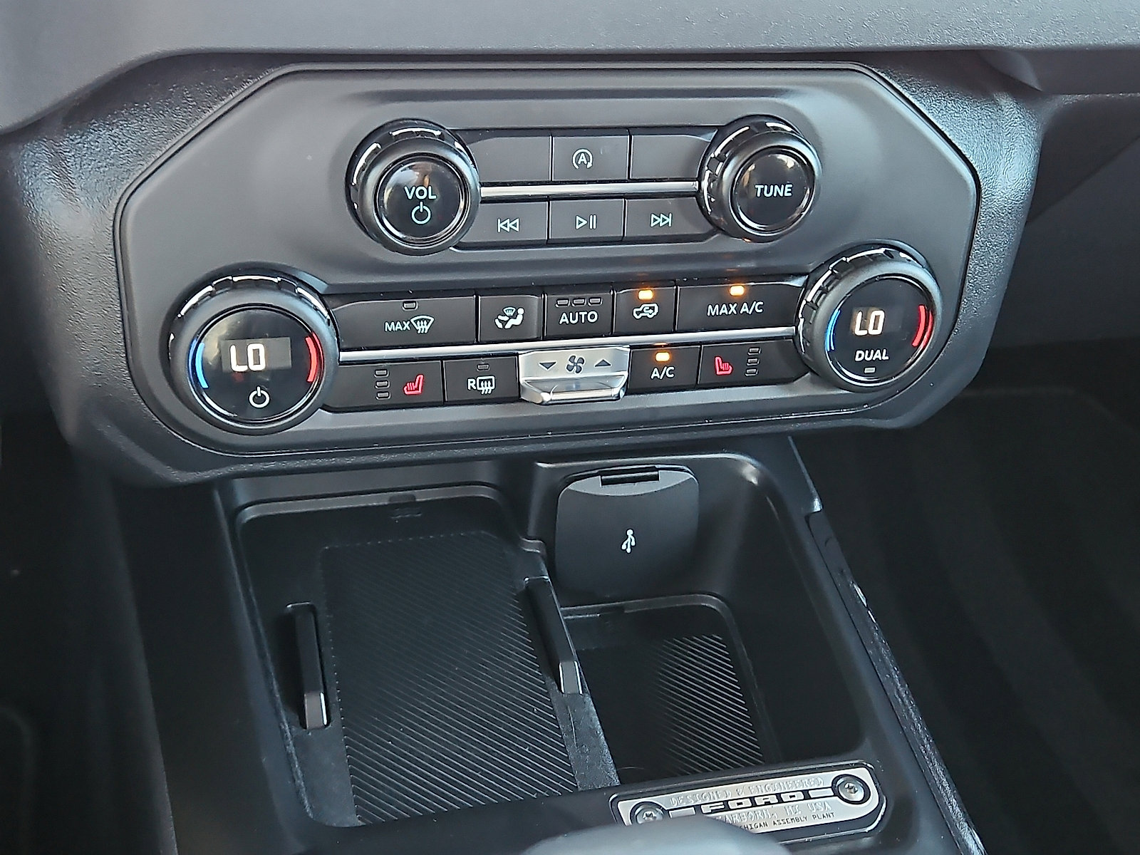 Used 2025 Ford Bronco Big Bend image 14