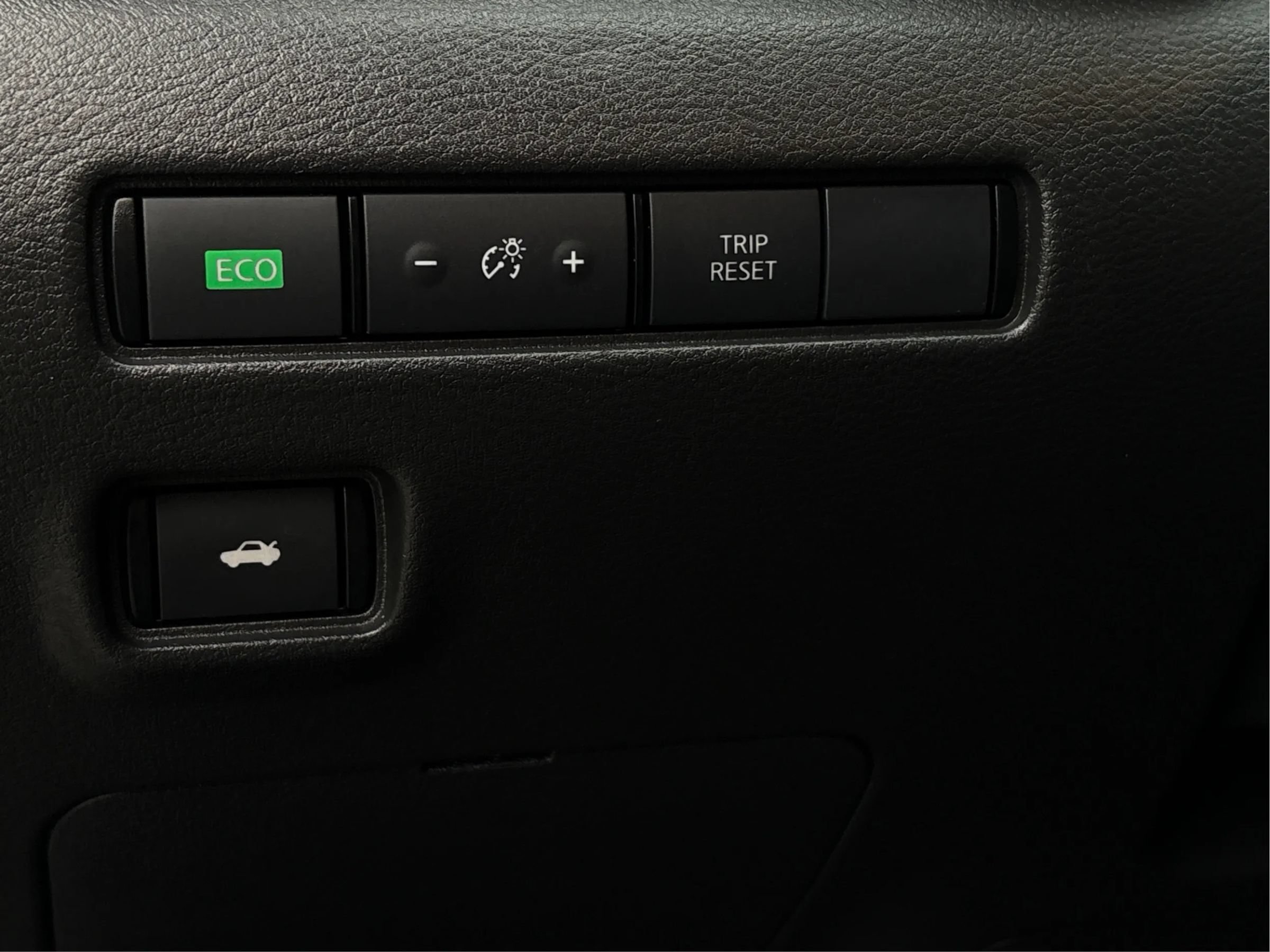 Used 2021 Nissan Sentra SR FWD image 80
