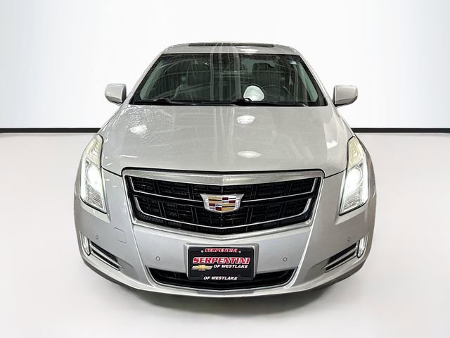 Used 2016 Cadillac XTS Luxury w/ Driver Awareness Package AWD/4WD image 4