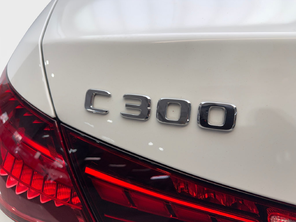 Used 2023 Mercedes-Benz C 300 Sedan image 25