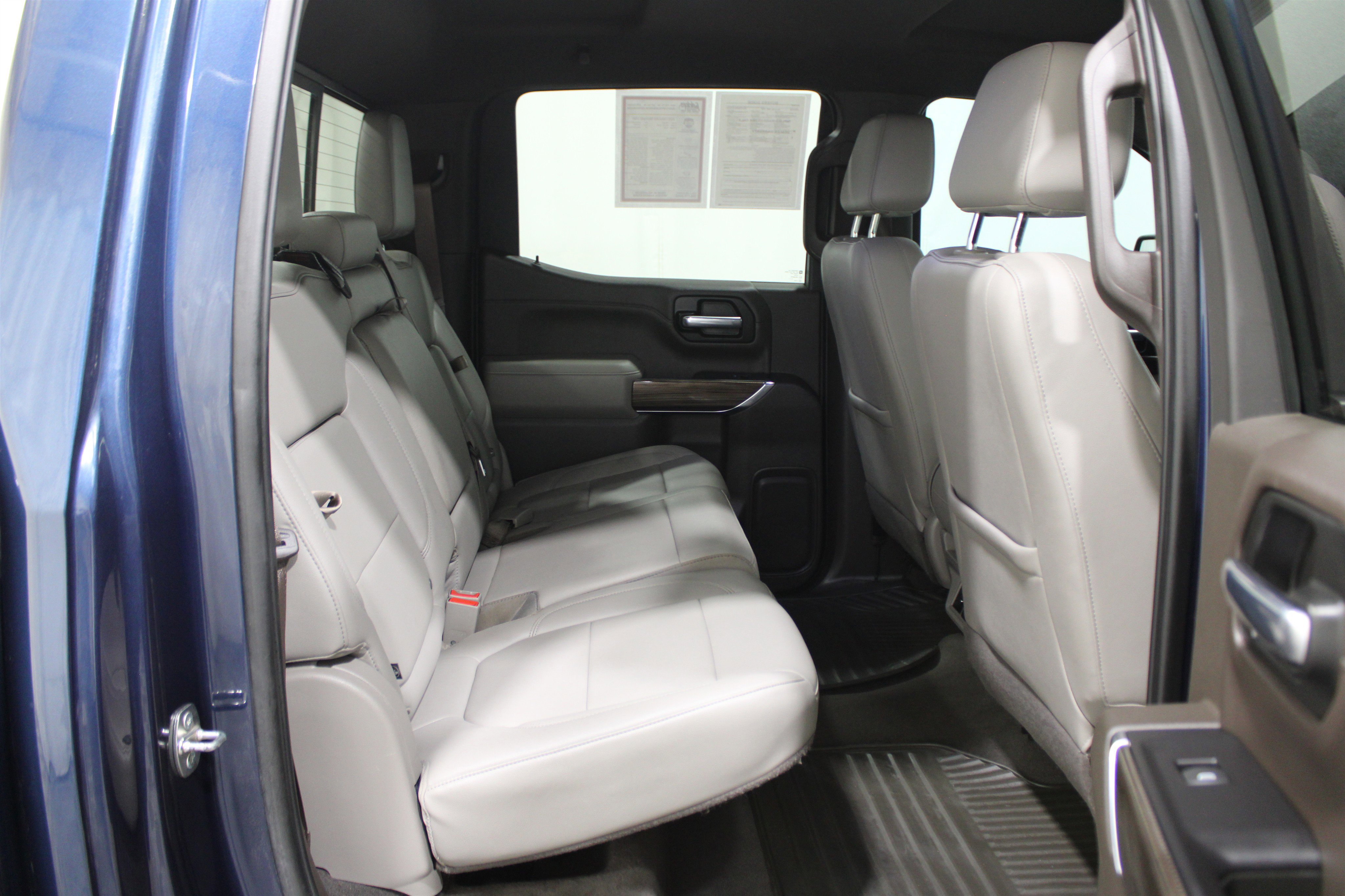 Used 2020 Chevrolet Silverado 1500 LT w/ Texas Edition image 28