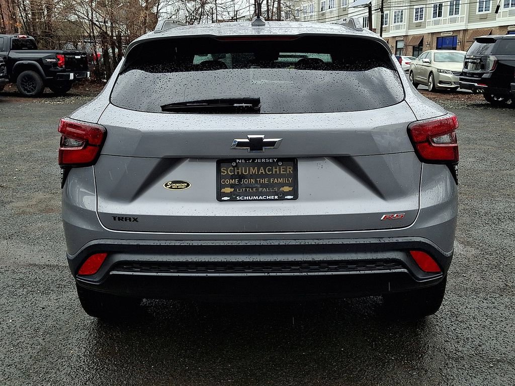 Used 2024 Chevrolet Trax RS w/ Driver Confidence Package image 7