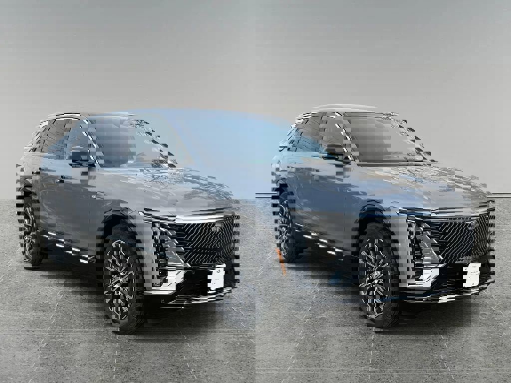 New 2026 Cadillac Lyriq Premium Luxury image 8