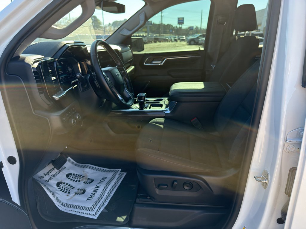 Used 2024 Chevrolet Silverado 1500 LT Trail Boss w/ Protection Package image 18