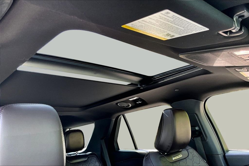 Used 2025 Ford Explorer Platinum w/ LUX Leather Package image 20