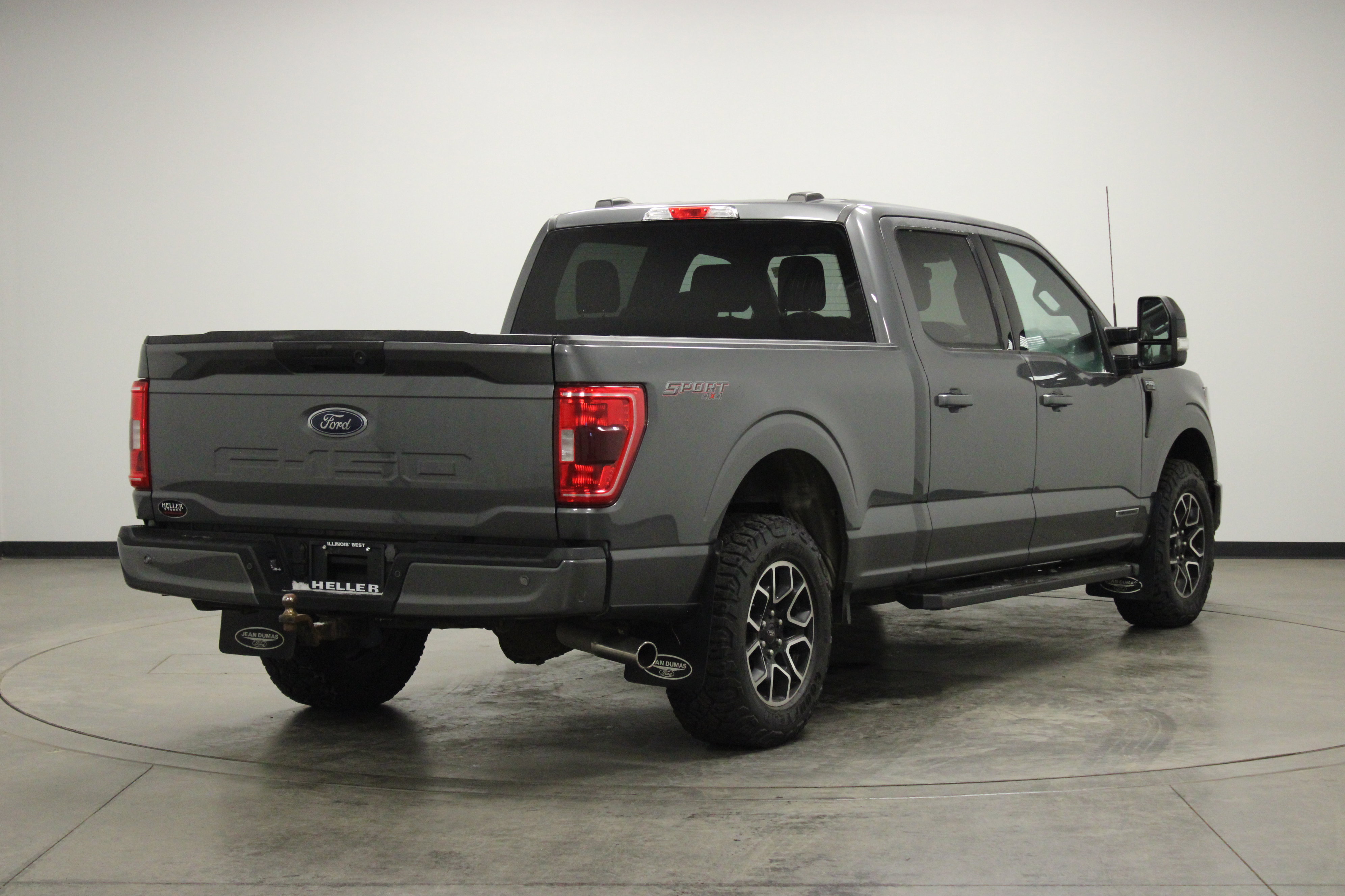 Used 2023 Ford F150 XLT w/ Equipment Group 301A Mid image 8