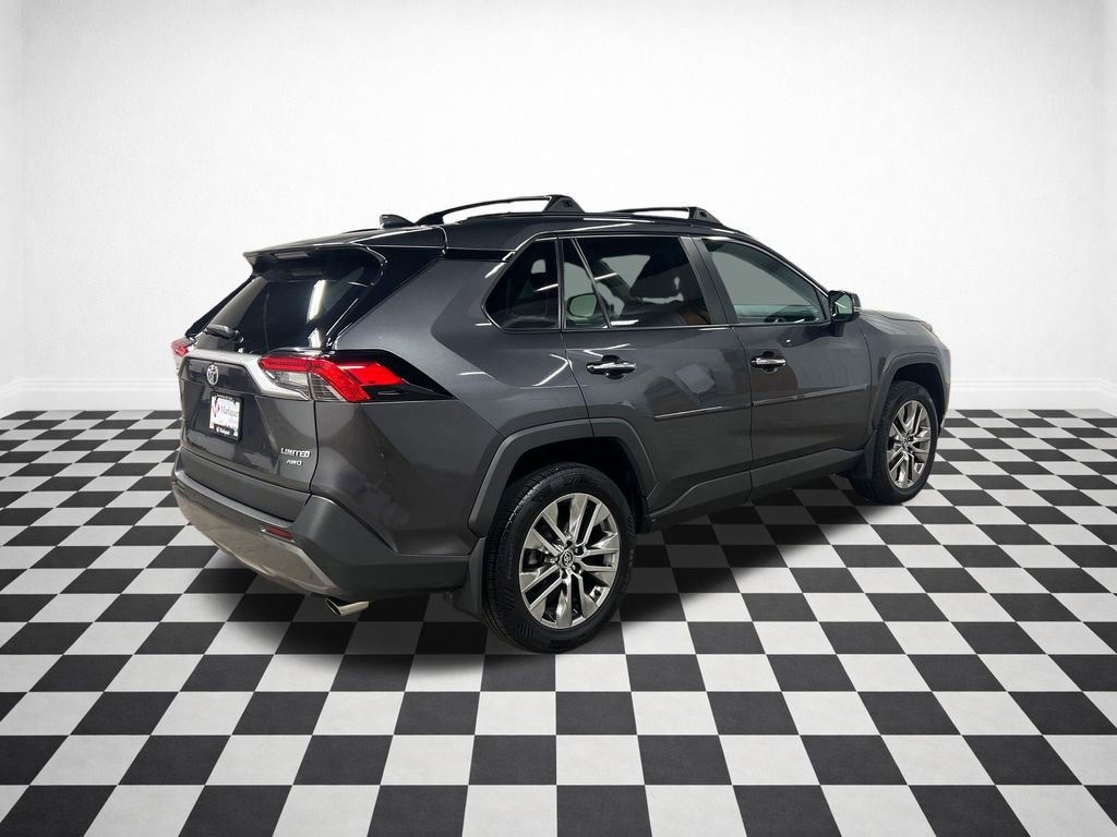 Used 2020 Toyota RAV4 Limited w/ All Weather Liner Package image 8