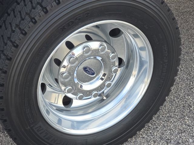 Used 2022 Ford F450 Limited w/ FX4 Off-Road Package image 13