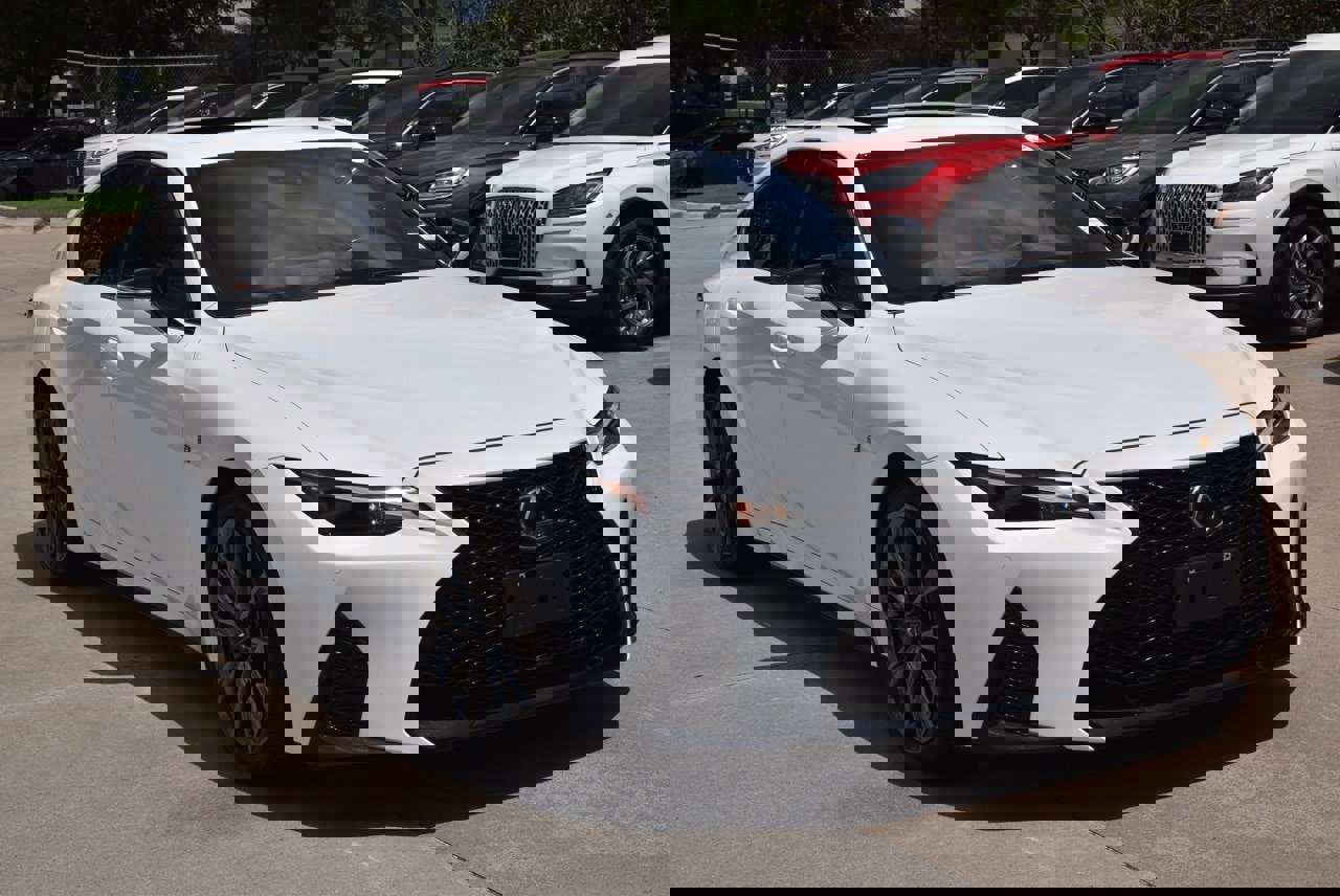 Used 2023 Lexus IS 350 F Sport image 4