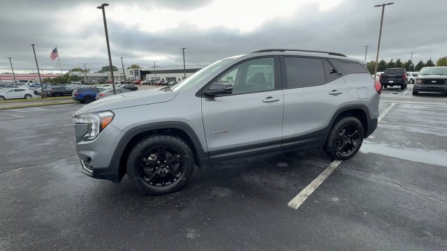 Used 2024 GMC Terrain AT4 w/ Infotainment Package II AWD/4WD image 4