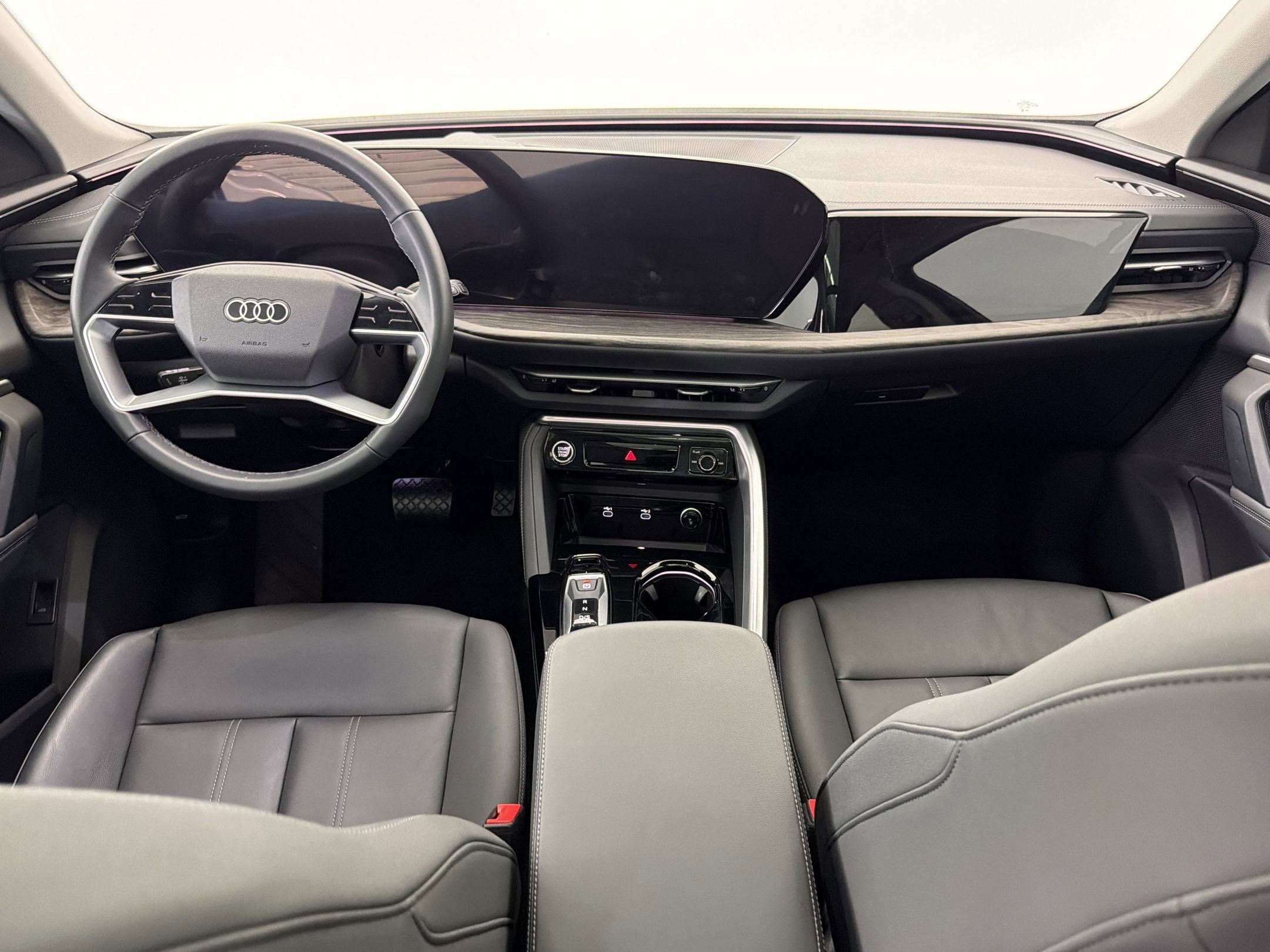 Certified 2025 Audi Q5 Premium w/ Convenience Package AWD/4WD image 17