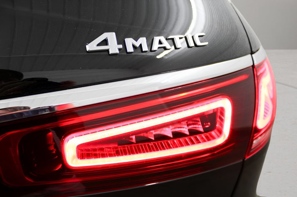 Used 2021 Mercedes-Benz GLS 580 4MATIC image 35