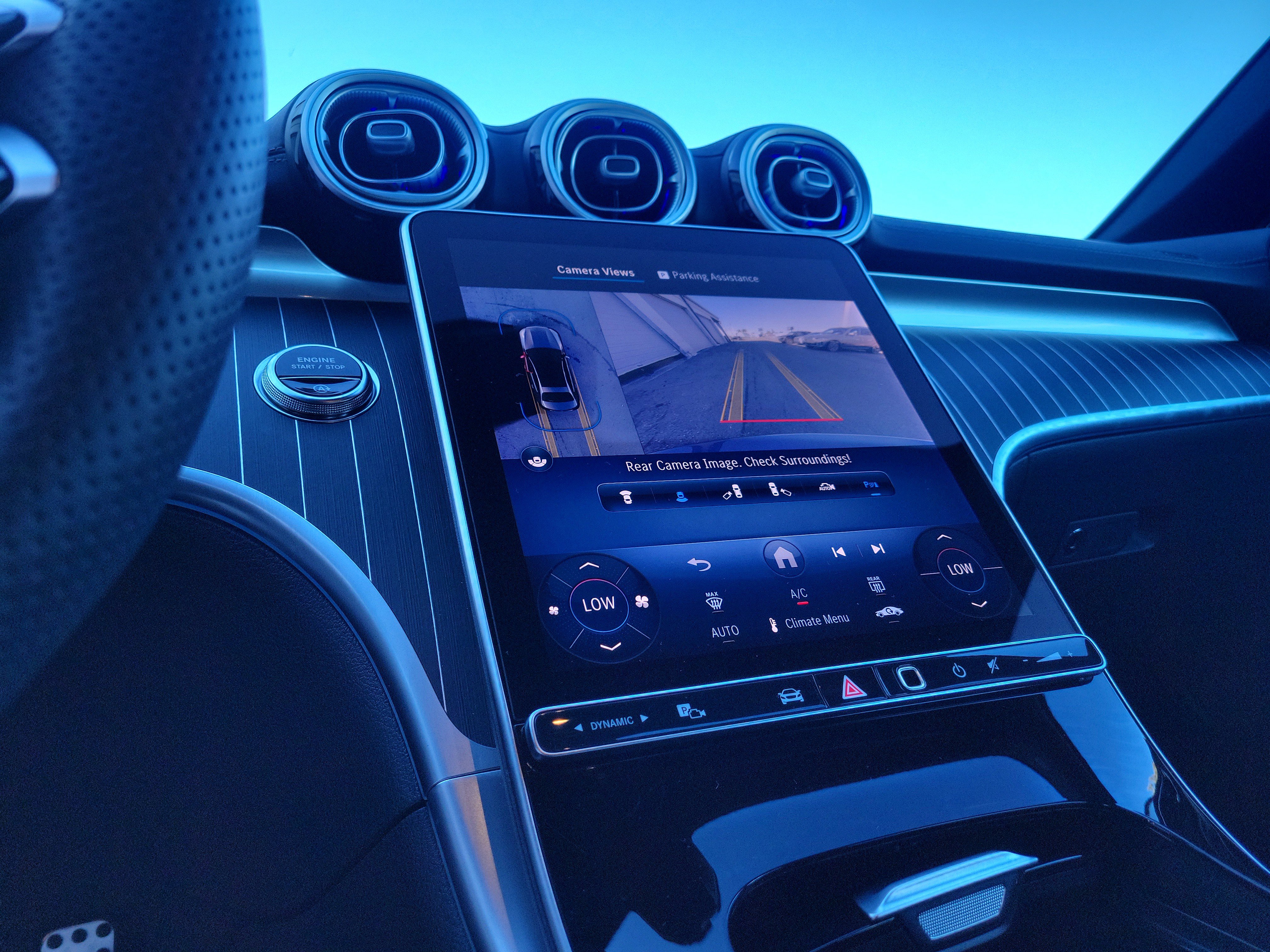 Used 2025 Mercedes-Benz C 300 Sedan image 30