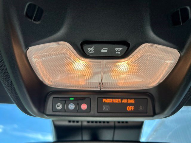 Used 2024 Chevrolet Colorado LT w/ LT Convenience Package II RWD image 29