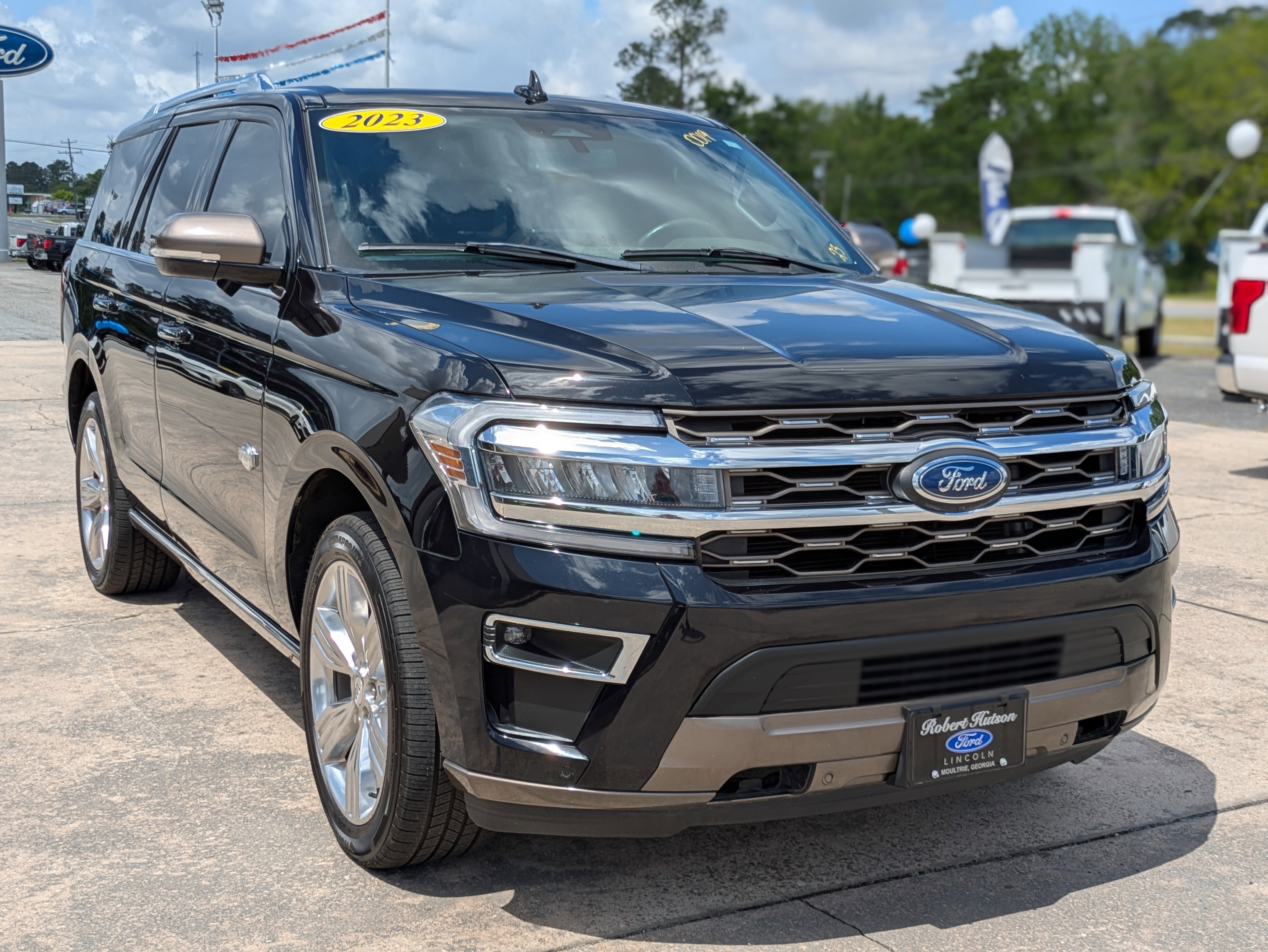 Used 2023 Ford Expedition King Ranch AWD/4WD image 4