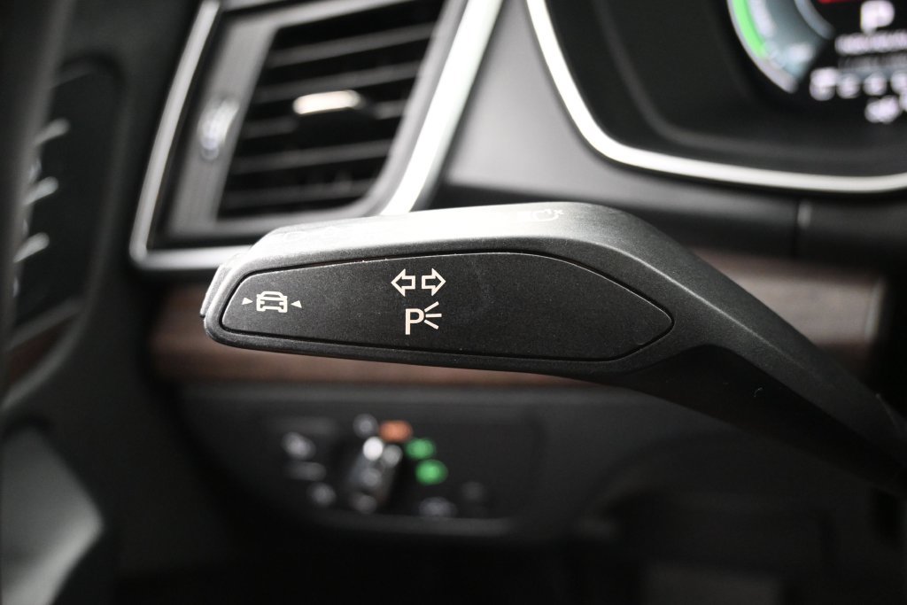 Used 2023 Audi Q5 e Premium Plus AWD/4WD image 20
