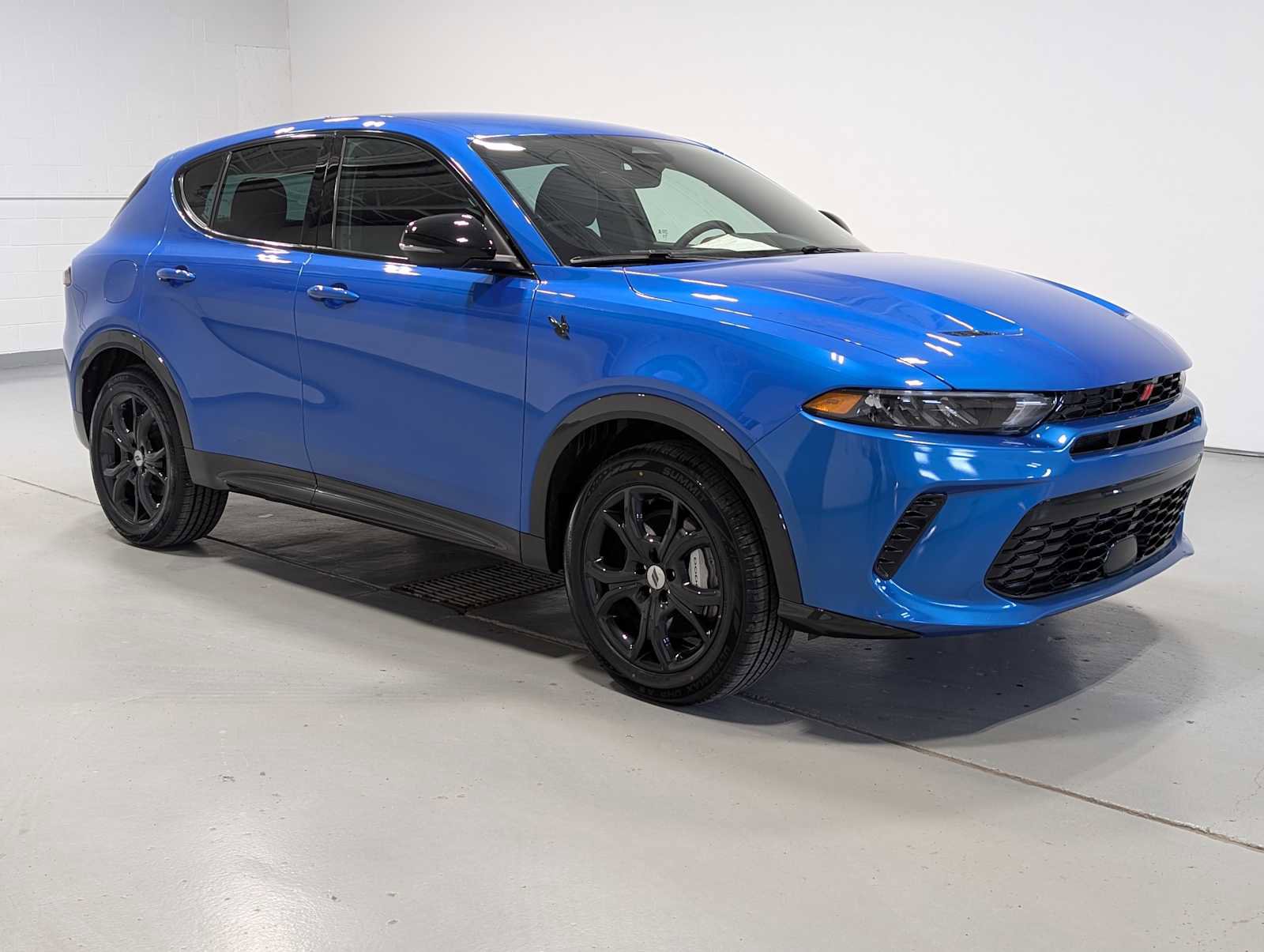 Used 2024 Dodge Hornet R/T w/ R/T Blacktop Package image 6