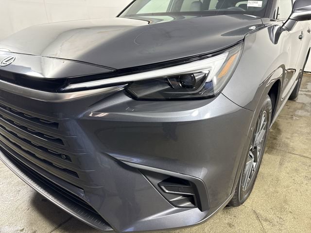 Used 2025 Lexus TX 350 AWD w/ Technology Package image 32