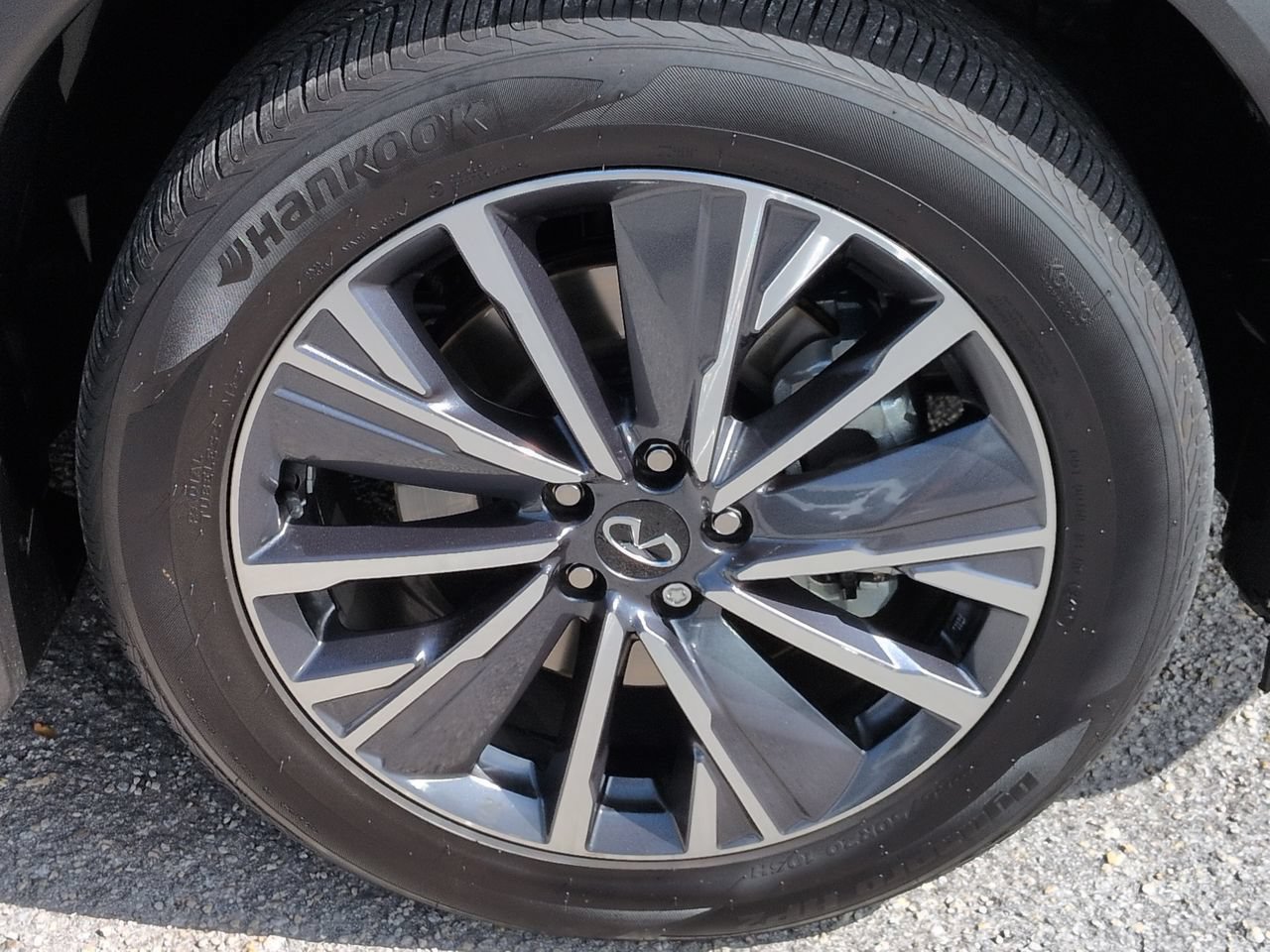 Used 2026 INFINITI QX60 Luxe w/ Cargo Package FWD image 11