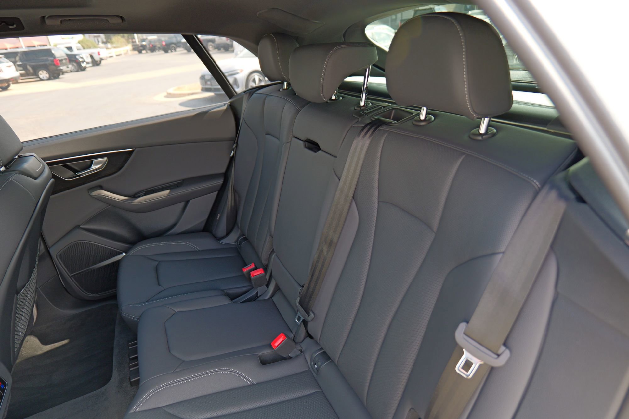 New 2025 Audi Q8 Premium Plus image 36