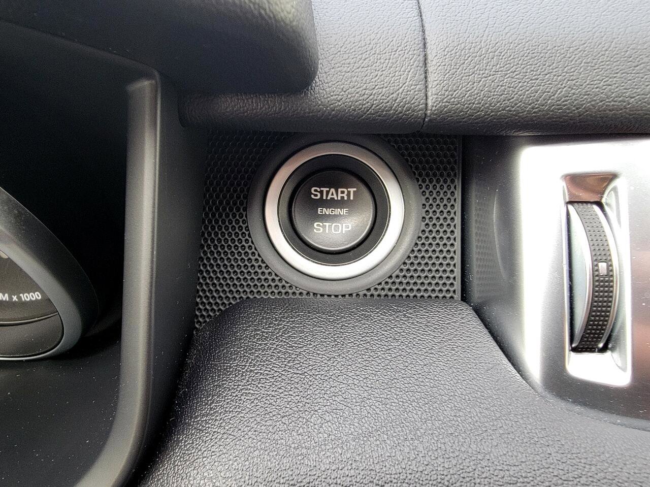 Used 2017 Land Rover Range Rover Sport HSE image 37