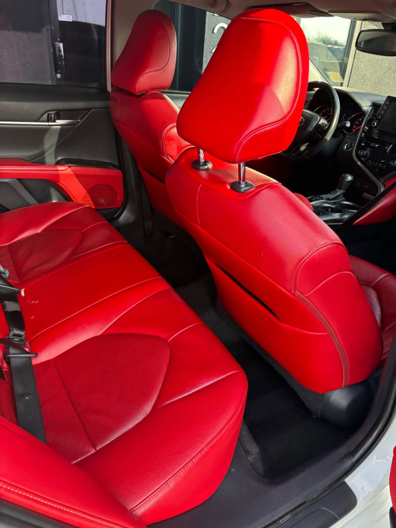 Used 2021 Toyota Camry XSE image 18