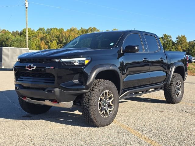 Used 2024 Chevrolet Colorado ZR2