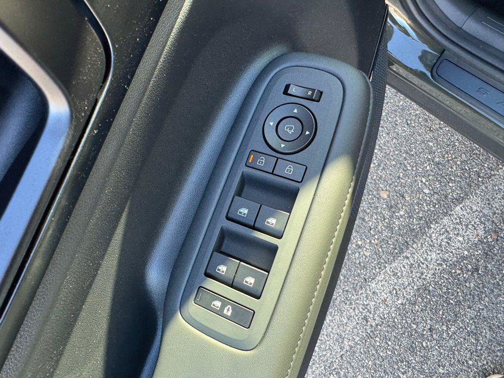 New 2026 Hyundai Santa Fe Calligraphy AWD/4WD image 17