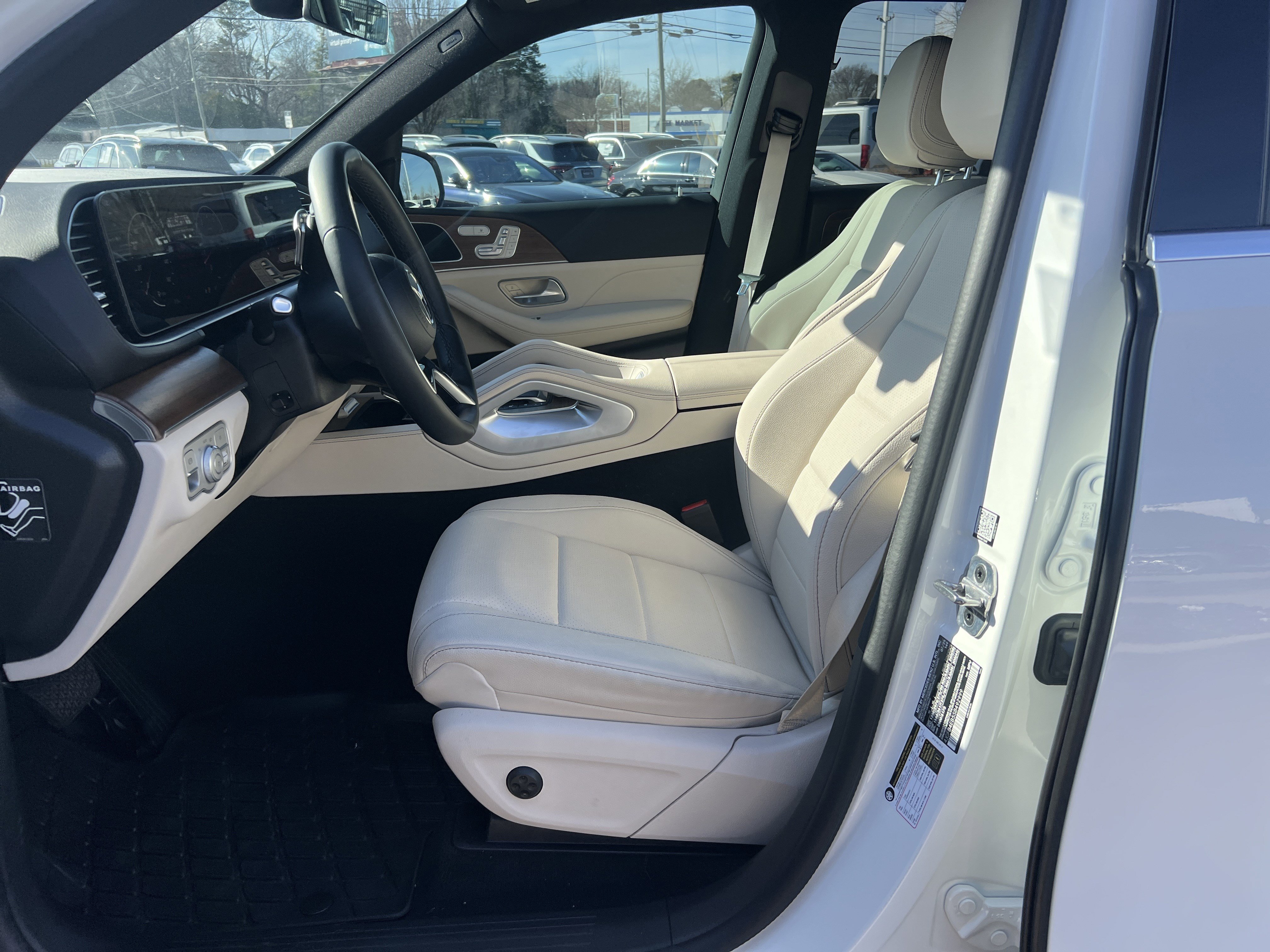 Certified 2025 Mercedes-Benz GLE 350 4MATIC image 16