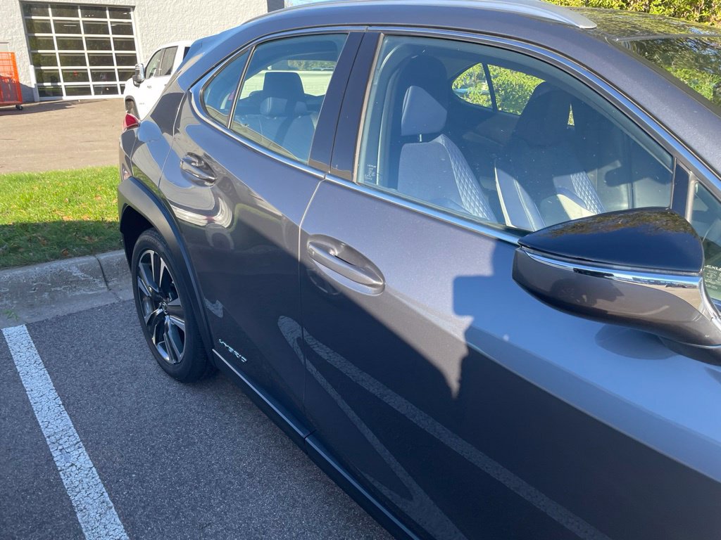 Used 2019 Lexus UX 250h w/ Accessory Package AWD/4WD image 40