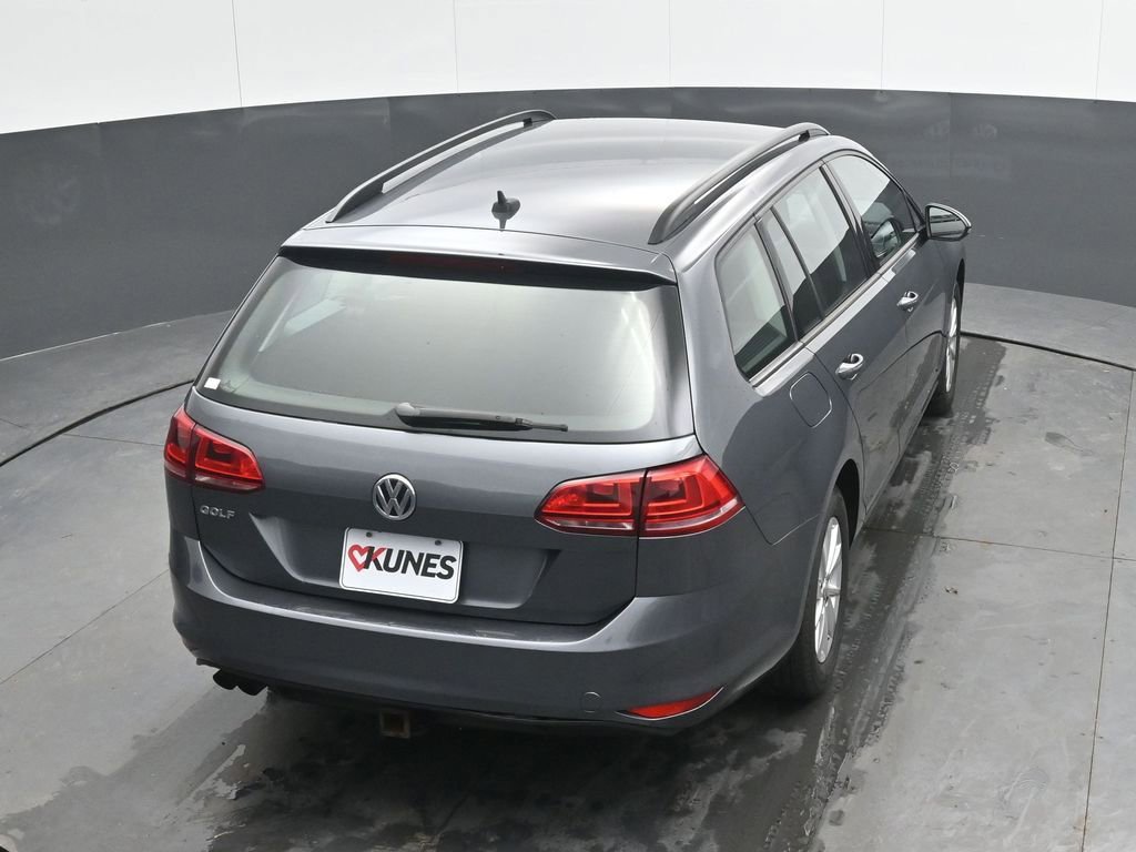 Used 2016 Volkswagen Golf S FWD image 26