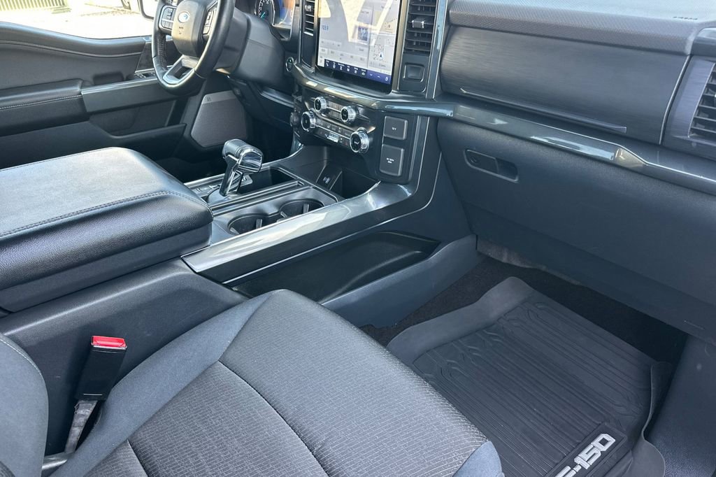 Used 2022 Ford F150 XLT w/ Equipment Group 302A High image 18