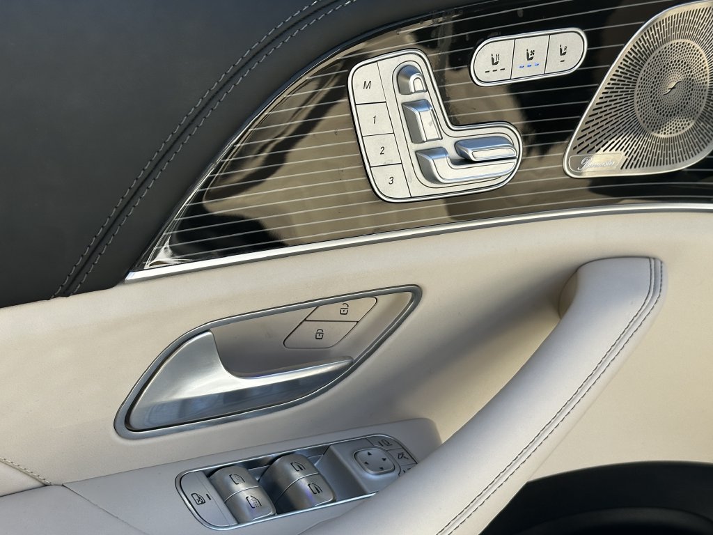 Certified 2025 Mercedes-Benz GLS 63 AMG 4MATIC image 12