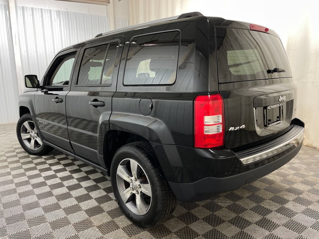 Used 2017 Jeep Patriot High Altitude AWD/4WD image 11