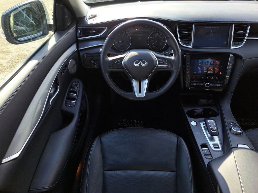 Used 2025 INFINITI QX50 Luxe AWD/4WD image 11